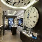 The Glashütte Original Singapore Boutique covers a floor area of 34 square metres (366 square feet). The main focal point of the store is the Glashütte Original wall clock. Photo: © Glashütte Original.